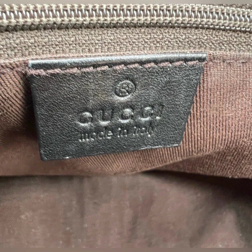 Gucci Sukey Bag - EUC! - Picture 9 of 12